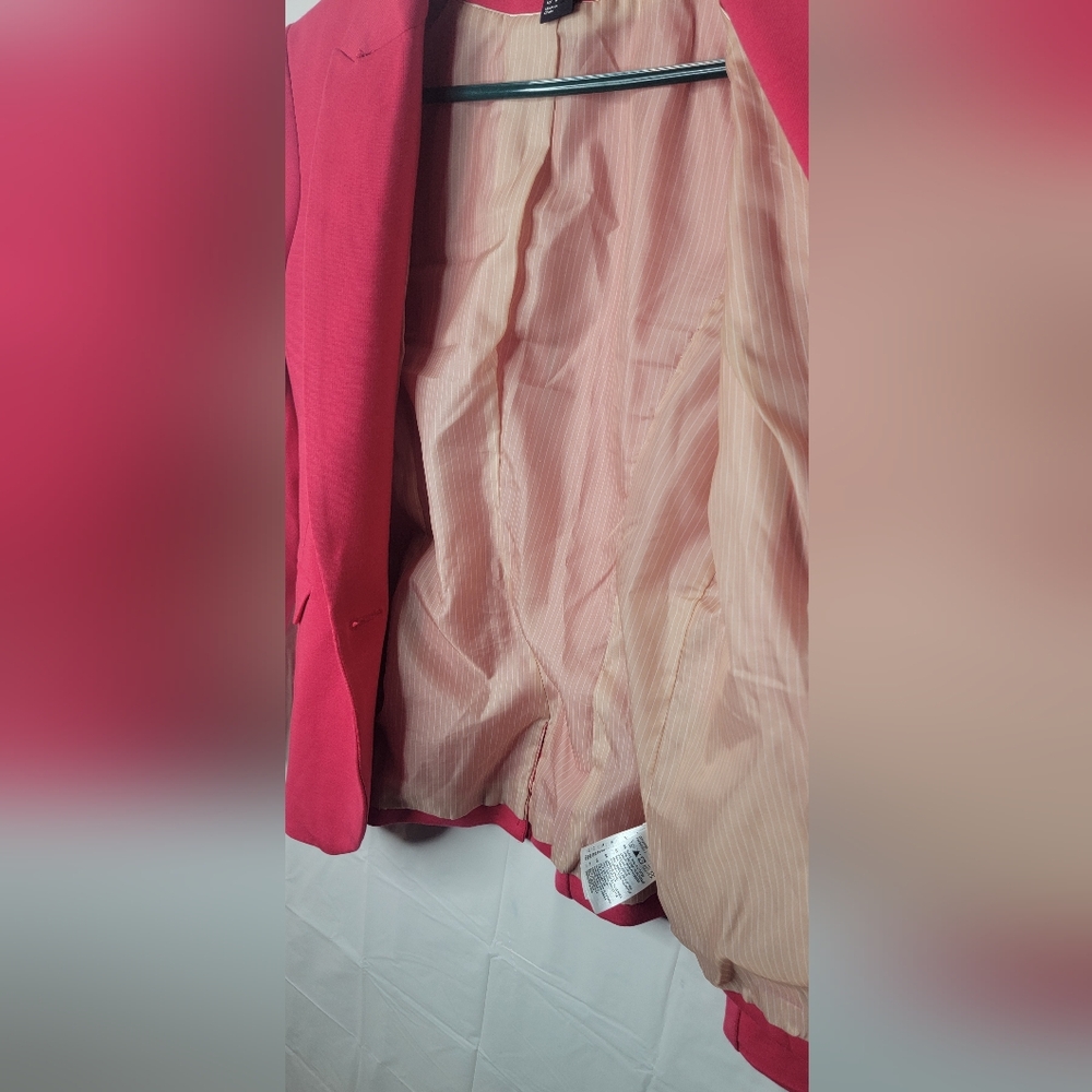 H&M Vibrant Pink Suit Jacket - Picture 4 of 11
